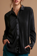 Load image into Gallery viewer, TVC Pleated Satin Set in Black