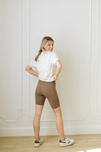 Load image into Gallery viewer, Pasadena Ribbed Biker Shorts in Mocha