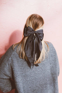 The Bow Collection: Black Bow Clip