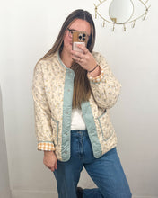 Load image into Gallery viewer, Aston Quilted Cream Reversible Jacket