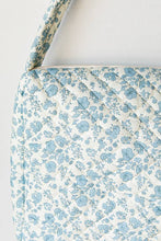 Load image into Gallery viewer, Floral Quilted Bag in Two Colors