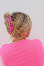 Load image into Gallery viewer, Matte Original Hold Everything Clip