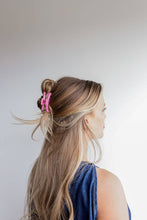 Load image into Gallery viewer, Shiny Mini Hold Everything Claw