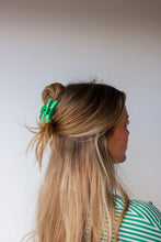 Load image into Gallery viewer, Shiny Mini Hold Everything Claw