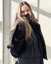 Load image into Gallery viewer, Lynnwood Oversized Puffer Vest in Black