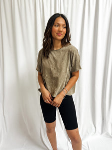 Swanzy Acid Wash Crop Top in Mocha