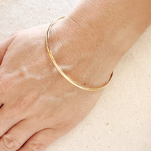 Load image into Gallery viewer, Paris Jewelry Collection: Classic Bangle