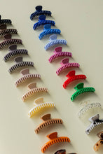 Load image into Gallery viewer, Shiny Mini Hold Everything Claw