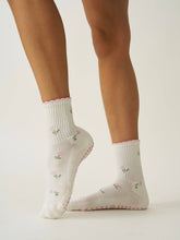 Load image into Gallery viewer, Ruffle Grip Pilates Sock in Tulips