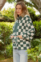 Load image into Gallery viewer, Canyon Drive Checkered Fleece Jacket in Green