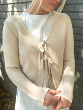 Load image into Gallery viewer, Hampstead Tie Front Cardigan in Cream