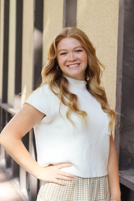Foggy Bottom Short Sleeve Sweater in Ivory