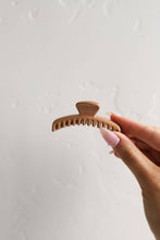 Load image into Gallery viewer, Shiny Mini Hold Everything Claw