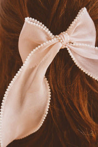 The Bow Collection: Pearl Long Bow Clip