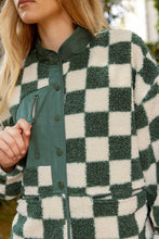 Load image into Gallery viewer, Canyon Drive Checkered Fleece Jacket in Green