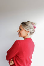 Load image into Gallery viewer, Shiny Hold Everything Clip