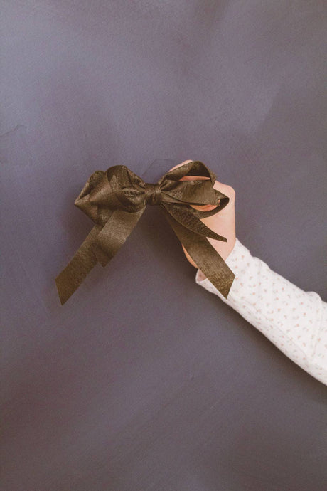 The Bow Collection: Shimmer Bow Clip in Two Colors