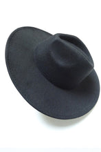 Load image into Gallery viewer, The Plaza Fedora Hat in Five Colors
