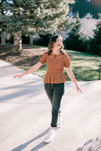 Load image into Gallery viewer, Davidson Peplum Collared Top