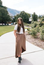 Load image into Gallery viewer, Cardiff Mocha Skirt