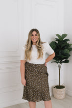 Load image into Gallery viewer, Orchard Avenue White Ruffled Top