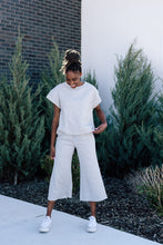 Load image into Gallery viewer, Rothenburg Textured Crop Wide Leg Pants