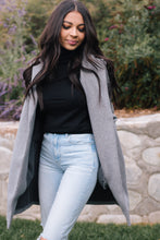 Load image into Gallery viewer, Denali Turtleneck in Black