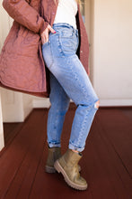 Load image into Gallery viewer, Aldine Light Wash Boyfriend Jeans