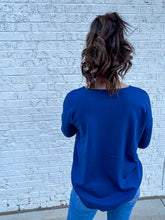 Load image into Gallery viewer, Woodlake Center Seam Sweater in Light Navy