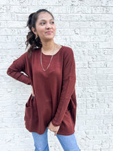 Load image into Gallery viewer, East Haven Front Pocket Sweater in Rust